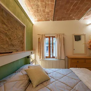 https://affittacamere-il-bastione-27.it-tuscanyhotel.com