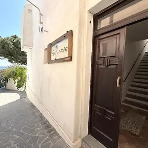 https://iancura-bb-di-design-a-salina.sicilyhotelsitaly.net